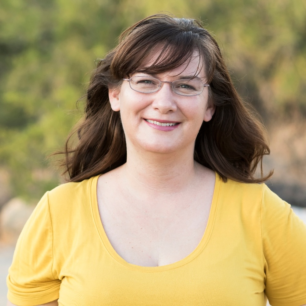 Meet your Posher, Ruth - Picture 2 of 2